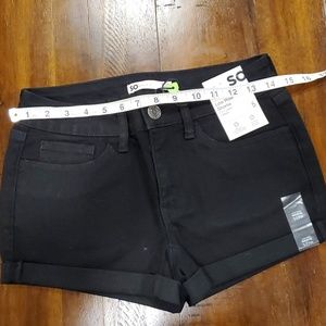 Low rise shortie shorts.